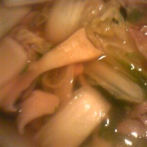 白菜とエリンギのコンソメスープ煮